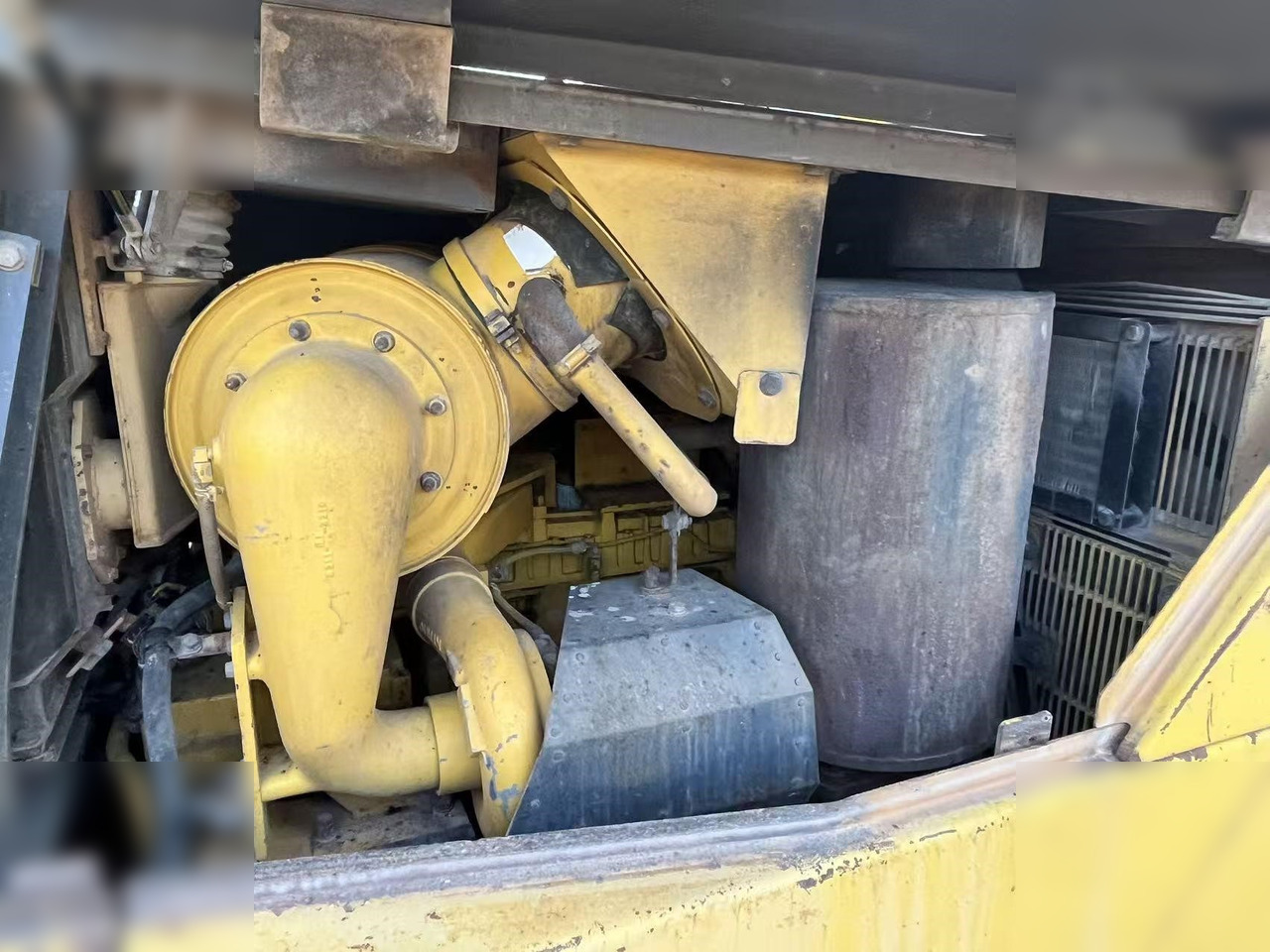 KOMATSU D155A-5 - Buldozer: Foto 5 KOMATSU D155A-5 - Buldozer: Foto 5