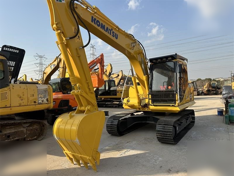 KOMATSU PC130-7 - Excavator pe şenile: Foto 4 KOMATSU PC130-7 - Excavator pe şenile: Foto 4