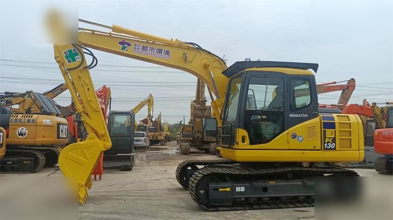 KOMATSU PC130-7 - Excavator pe şenile: Foto 2 KOMATSU PC130-7 - Excavator pe şenile: Foto 2
