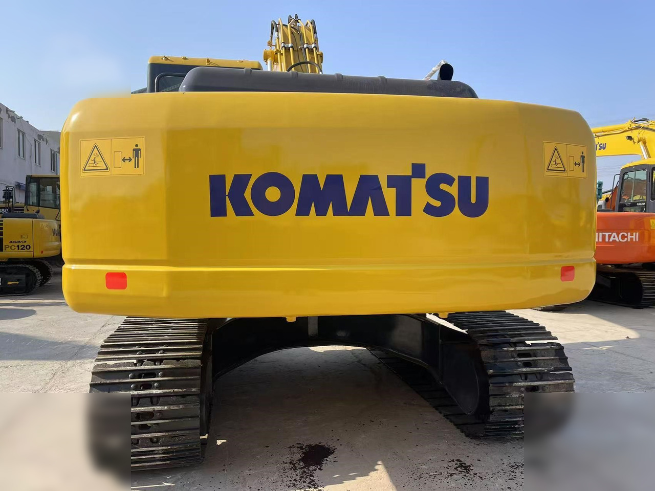 KOMATSU PC220-7 - Excavator pe şenile: Foto 3 KOMATSU PC220-7 - Excavator pe şenile: Foto 3