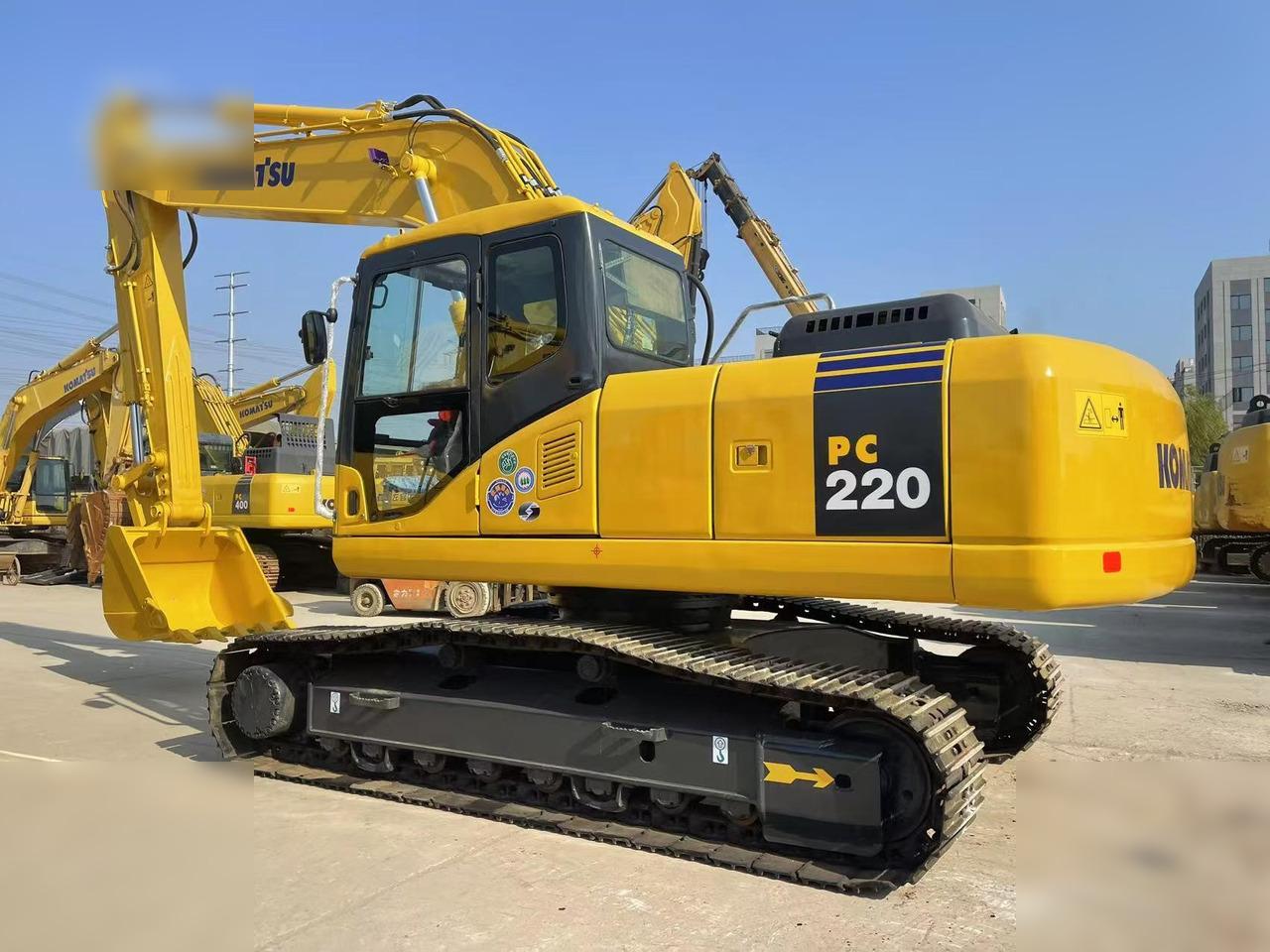 KOMATSU PC220-7 - Excavator pe şenile: Foto 4 KOMATSU PC220-7 - Excavator pe şenile: Foto 4