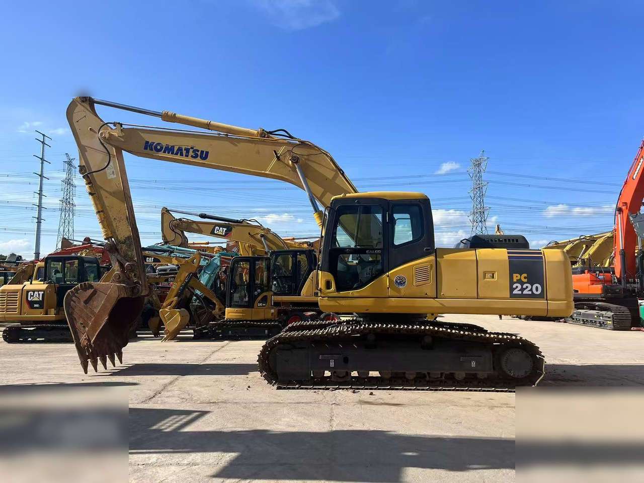 KOMATSU PC220-7 - Excavator pe şenile: Foto 1 KOMATSU PC220-7 - Excavator pe şenile: Foto 1