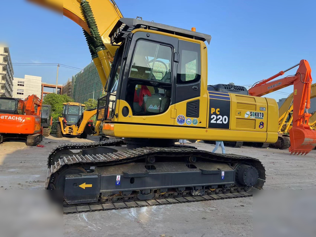 KOMATSU PC220-8 - Excavator pe şenile: Foto 5 KOMATSU PC220-8 - Excavator pe şenile: Foto 5