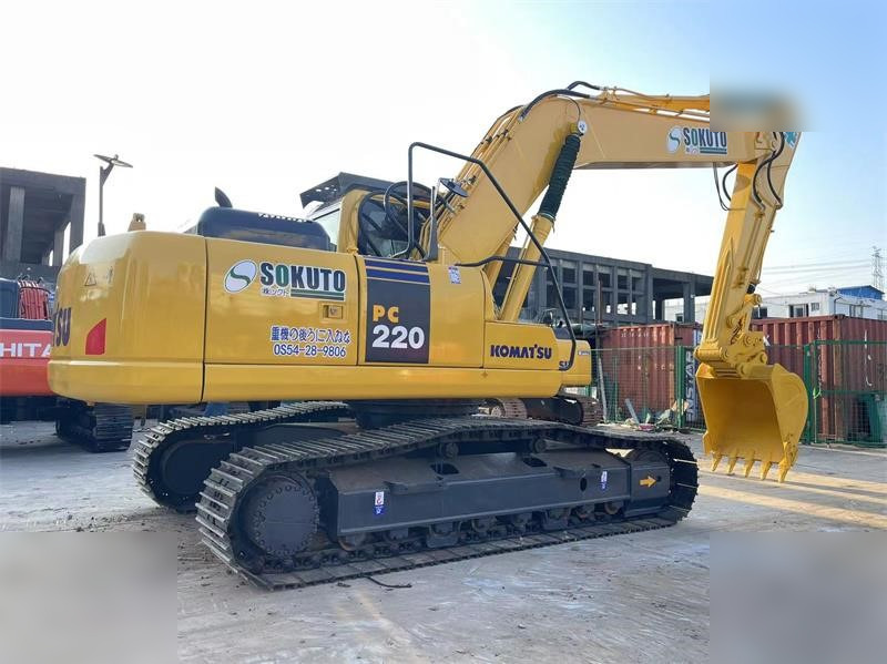 KOMATSU PC220-8 - Excavator pe şenile: Foto 2 KOMATSU PC220-8 - Excavator pe şenile: Foto 2