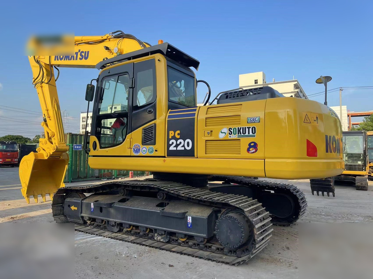 KOMATSU PC220-8 - Excavator pe şenile: Foto 4 KOMATSU PC220-8 - Excavator pe şenile: Foto 4