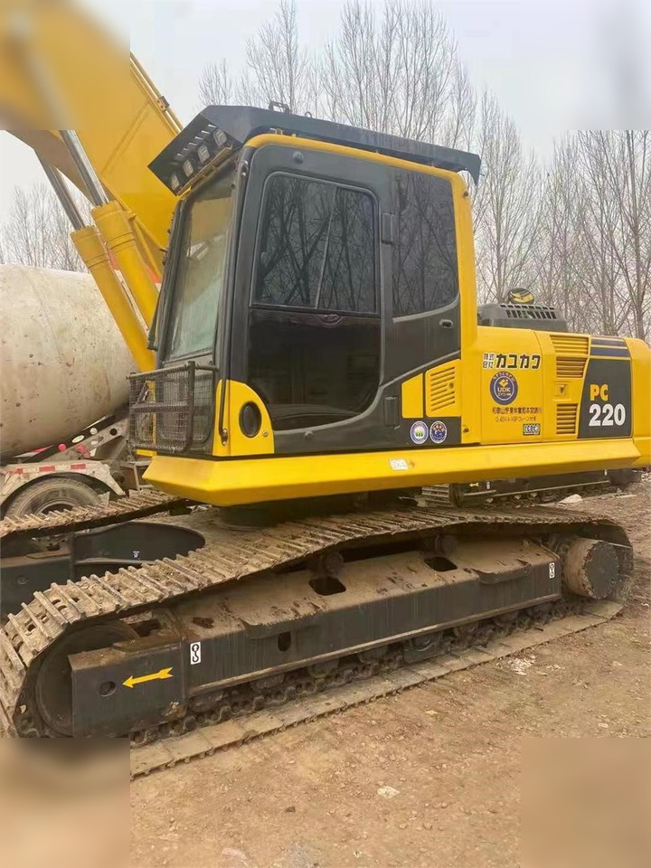 KOMATSU PC220-8 - Excavator pe şenile: Foto 4 KOMATSU PC220-8 - Excavator pe şenile: Foto 4