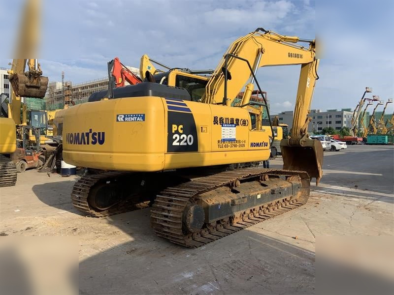 KOMATSU PC220-8N1 - Excavator pe şenile: Foto 1 KOMATSU PC220-8N1 - Excavator pe şenile: Foto 1