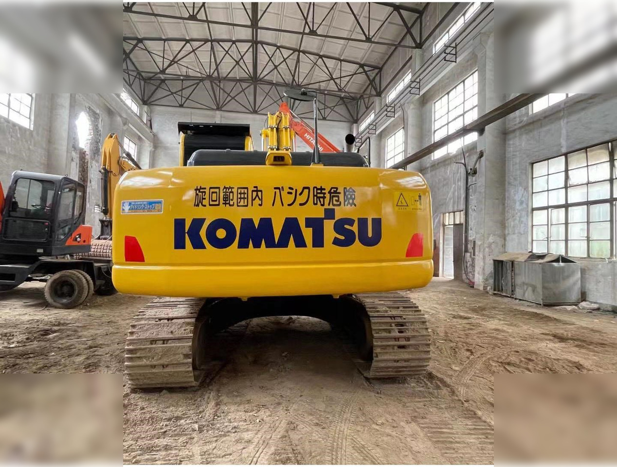 KOMATSU PC220-8N1 - Excavator pe şenile: Foto 5 KOMATSU PC220-8N1 - Excavator pe şenile: Foto 5