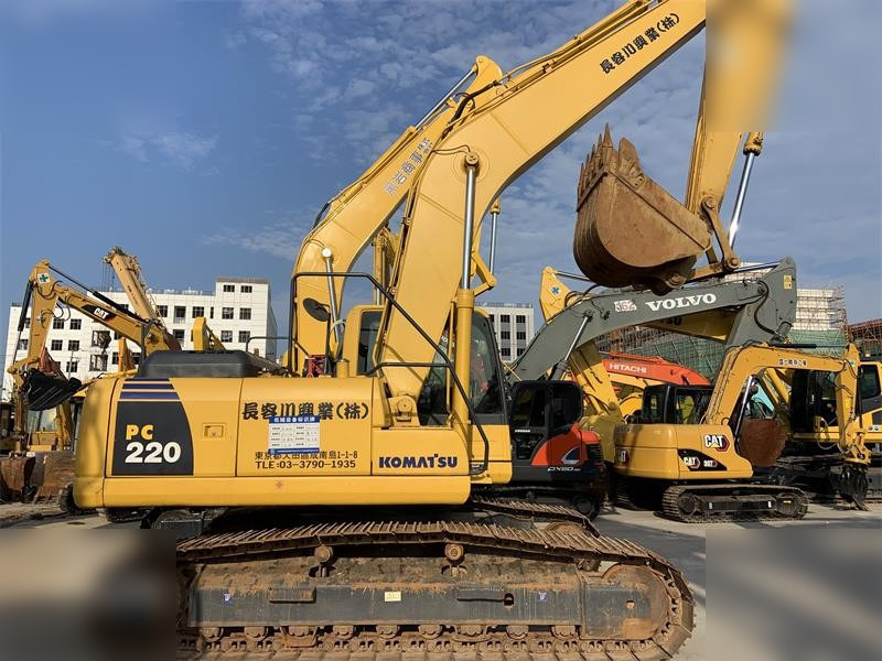KOMATSU PC220-8N1 - Excavator pe şenile: Foto 4 KOMATSU PC220-8N1 - Excavator pe şenile: Foto 4