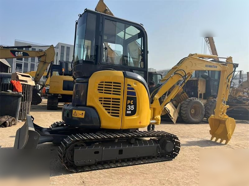 KOMATSU PC35MR - Mini excavator: Foto 1 KOMATSU PC35MR - Mini excavator: Foto 1
