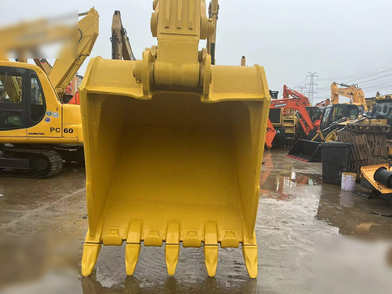 KOMATSU PC450-8 - Excavator pe şenile: Foto 4 KOMATSU PC450-8 - Excavator pe şenile: Foto 4