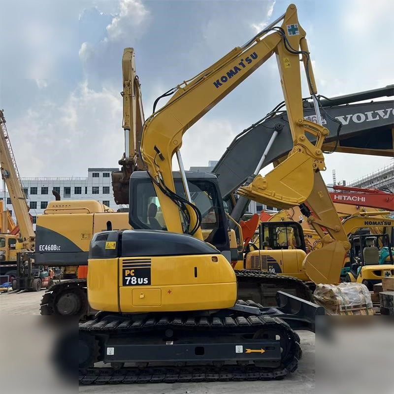 KOMATSU PC78US-6N0 - Excavator pe şenile: Foto 1 KOMATSU PC78US-6N0 - Excavator pe şenile: Foto 1
