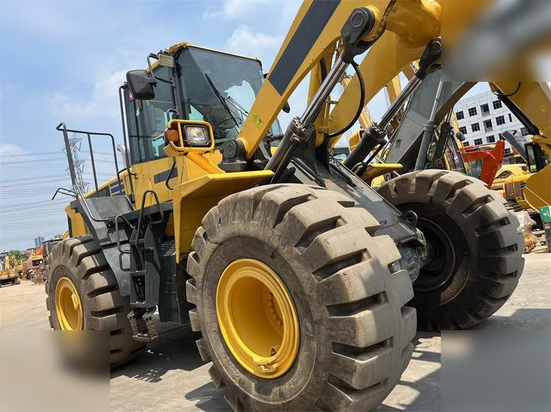 KOMATSU WA470-6 - Încărcător frontal pe pneuri: Foto 3 KOMATSU WA470-6 - Încărcător frontal pe pneuri: Foto 3