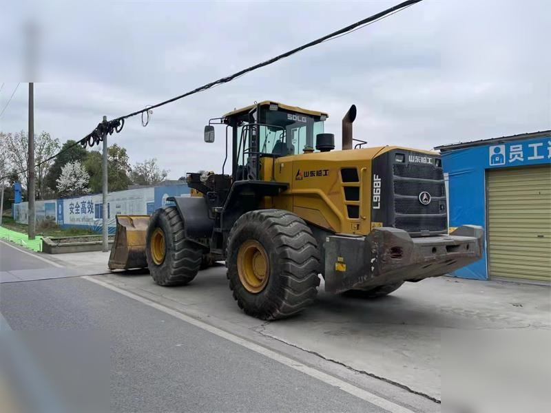 SDLG L968F - Încărcător frontal pe pneuri: Foto 2 SDLG L968F - Încărcător frontal pe pneuri: Foto 2