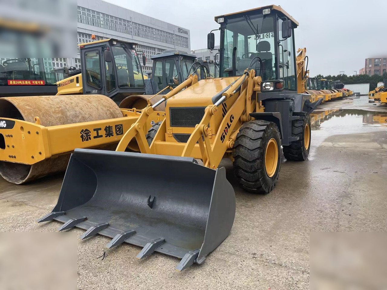 SDLG LGB680 - Buldoexcavator: Foto 5 SDLG LGB680 - Buldoexcavator: Foto 5