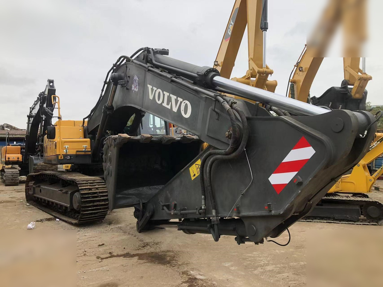 VOLVO EC480DL - Excavator pe şenile: Foto 1 VOLVO EC480DL - Excavator pe şenile: Foto 1