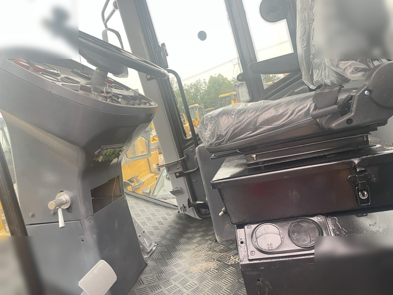 XCMG XS223J - Cilindru compactor: Foto 5 XCMG XS223J - Cilindru compactor: Foto 5