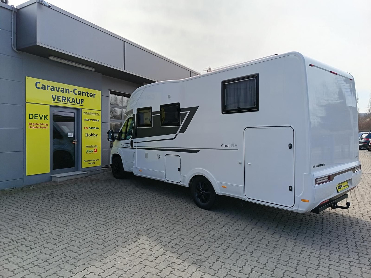 Adria Coral ALL-IN 650 DL*LUFTFEDERUNG HA*SOLAR*SOFORT - Autorulotă semi-integrată: Foto 5 Adria Coral ALL-IN 650 DL*LUFTFEDERUNG HA*SOLAR*SOFORT - Autorulotă semi-integrată: Foto 5