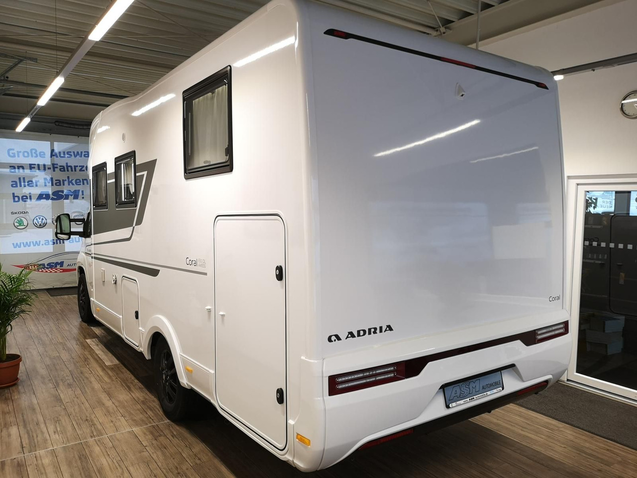 Adria Coral ALL-IN 650 DL*SOLAR*MARKISE*NAVI*SOFORT* - Autorulotă semi-integrată: Foto 5 Adria Coral ALL-IN 650 DL*SOLAR*MARKISE*NAVI*SOFORT* - Autorulotă semi-integrată: Foto 5
