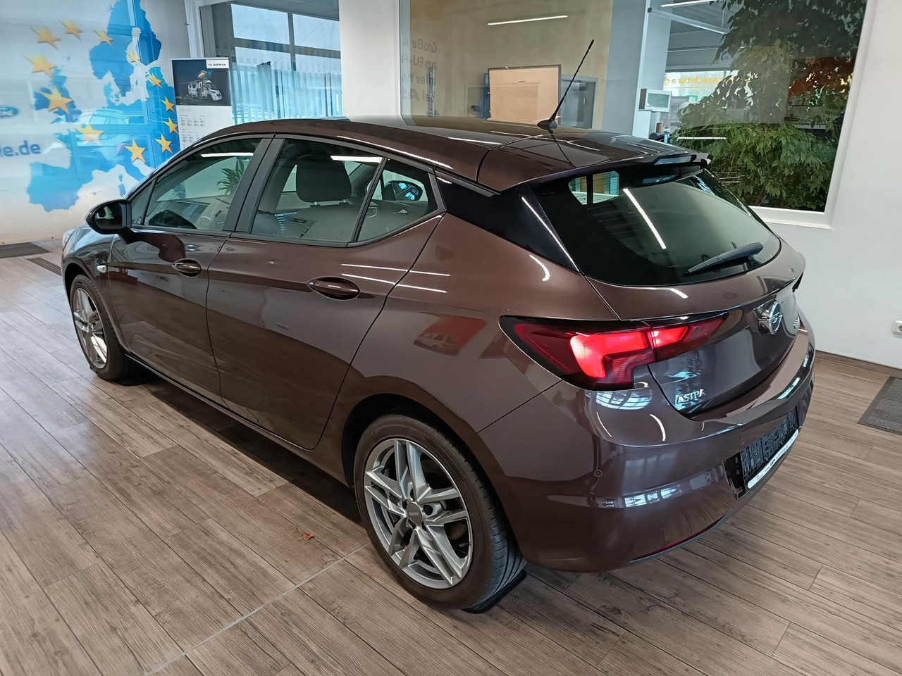 Opel Astra K Lim. 1,0 TURBO 77 kW*TEMP*KLIMA*PDC*SHZ* - Berlină/ Sedan: Foto 4 Opel Astra K Lim. 1,0 TURBO 77 kW*TEMP*KLIMA*PDC*SHZ* - Berlină/ Sedan: Foto 4