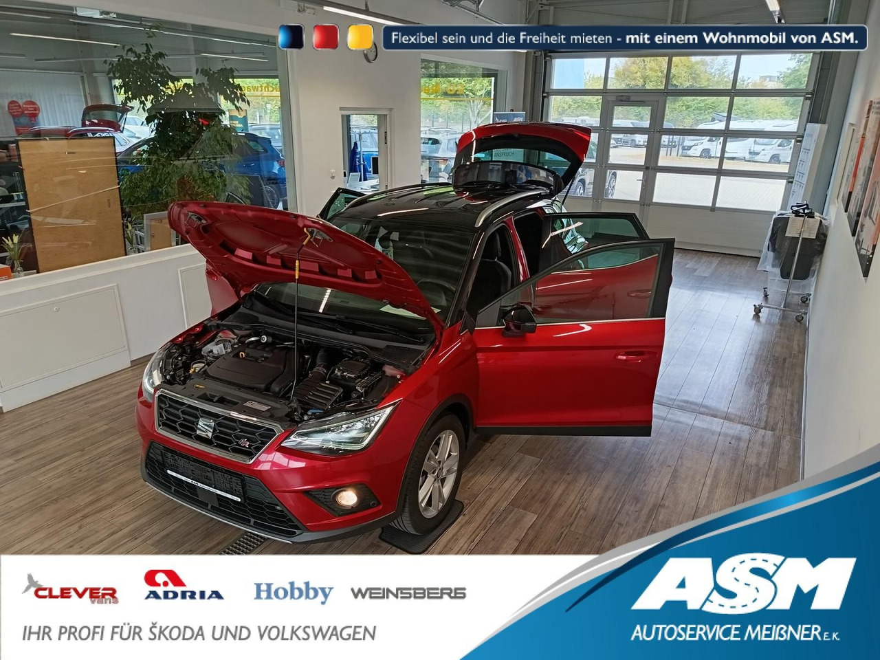 Seat Arona 1,5TSI FR*AHK*NAVI*ACC*LED*BEATS*R-KAM*DAB - SUV: Foto 1 Seat Arona 1,5TSI FR*AHK*NAVI*ACC*LED*BEATS*R-KAM*DAB - SUV: Foto 1