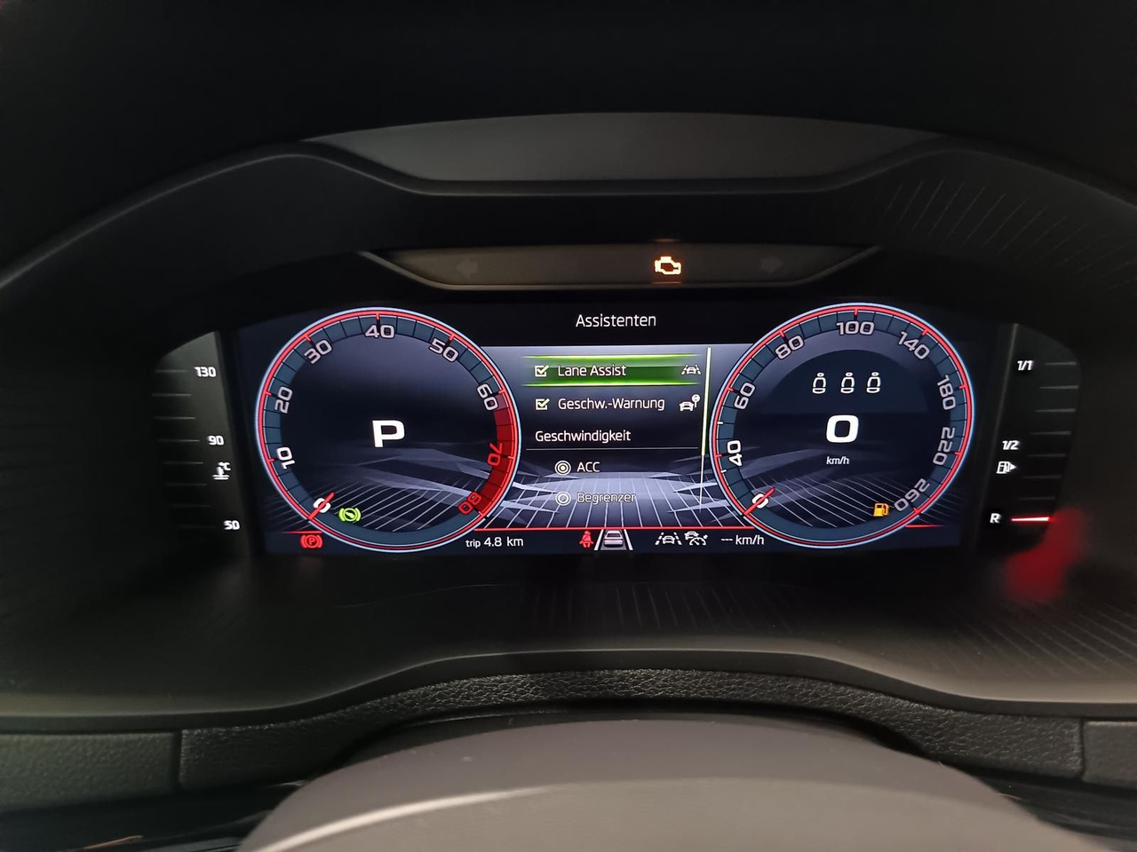 SUV Skoda Karoq Sportline 1,5 TSI DSG*AHK*PSD*STD.HZG*NAVI: Foto 8 SUV Skoda Karoq Sportline 1,5 TSI DSG*AHK*PSD*STD.HZG*NAVI: Foto 8