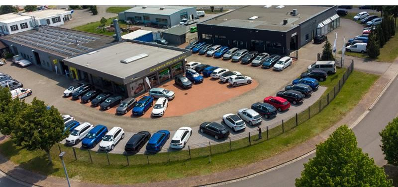 SUV Skoda Karoq Sportline 1,5 TSI DSG*AHK*PSD*STD.HZG*NAVI: Foto 25 SUV Skoda Karoq Sportline 1,5 TSI DSG*AHK*PSD*STD.HZG*NAVI: Foto 25