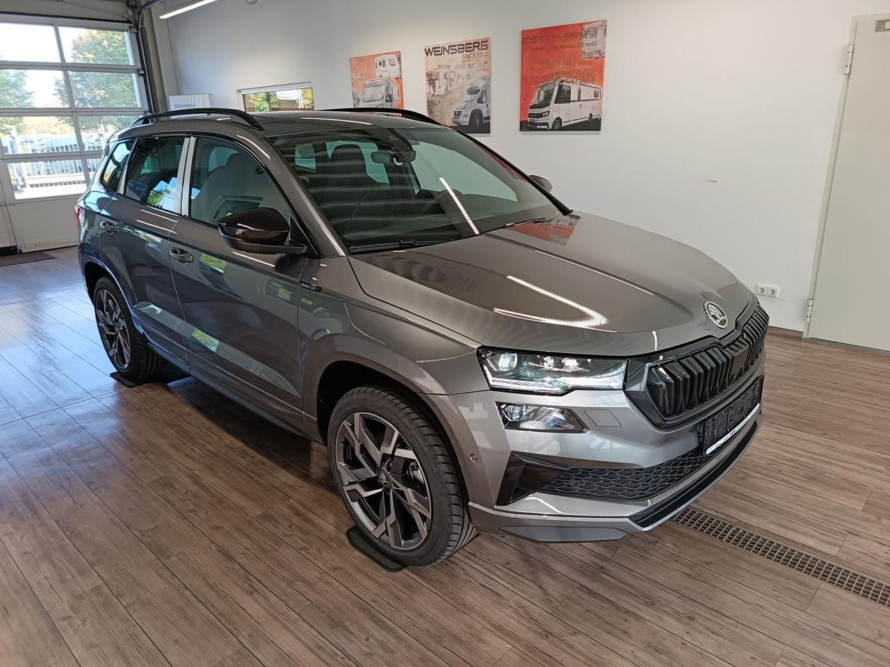 Skoda Karoq Sportline 2,0 TDI DSG 4x4*AHK*PSD*STD.HZG* - SUV: Foto 3 Skoda Karoq Sportline 2,0 TDI DSG 4x4*AHK*PSD*STD.HZG* - SUV: Foto 3