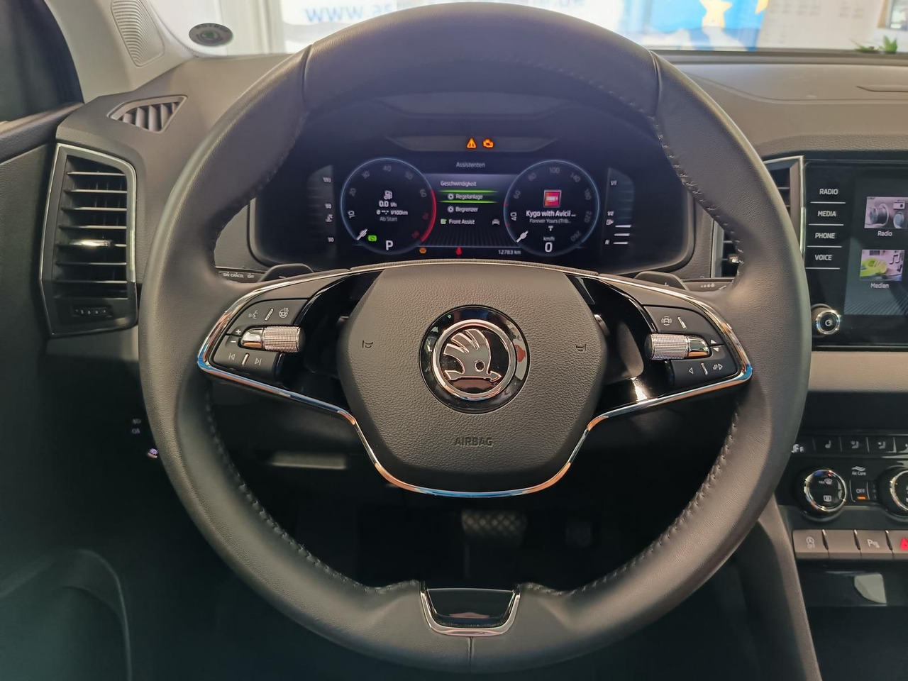 SUV Skoda Karoq Style 1,5TSI DSG*AHK-VORBER*NAVI*LED*R-KAM: Foto 7