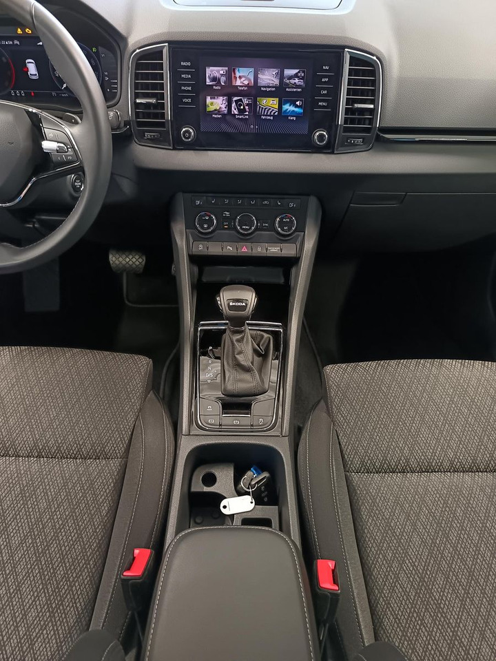 SUV Skoda Karoq Style 1,5TSI DSG*AHK-VORBER*NAVI*LED*R-KAM: Foto 9