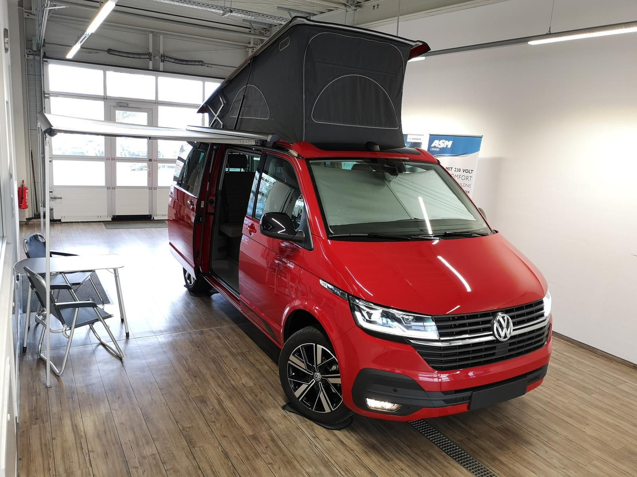 Volkswagen T6.1 California Coast DSG*SONDERZINSAKTION 3,99% - Camper van: Foto 2 Volkswagen T6.1 California Coast DSG*SONDERZINSAKTION 3,99% - Camper van: Foto 2