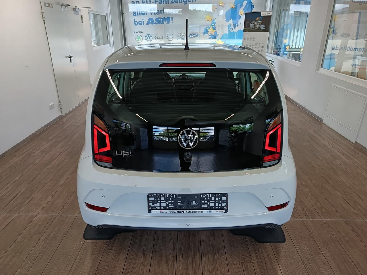 Volkswagen up! move up! 1.0*R-KAM*PDC*SHZ*MAPS+MORE*DAB*NSW - Automobil: Foto 5 Volkswagen up! move up! 1.0*R-KAM*PDC*SHZ*MAPS+MORE*DAB*NSW - Automobil: Foto 5