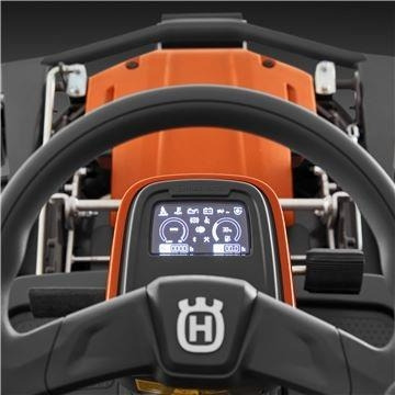 Husqvarna R 316TsX AWD inkl. Combi 112 cm klipperbord  - Maşină de tuns iarba: Foto 2 Husqvarna R 316TsX AWD inkl. Combi 112 cm klipperbord  - Maşină de tuns iarba: Foto 2