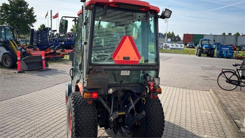 Kubota B2530 HST B2530 - Tractor comunal: Foto 2 Kubota B2530 HST B2530 - Tractor comunal: Foto 2