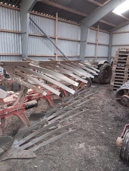 Kuhn 4 furet TRE 65 med riste - Plug: Foto 2 Kuhn 4 furet TRE 65 med riste - Plug: Foto 2