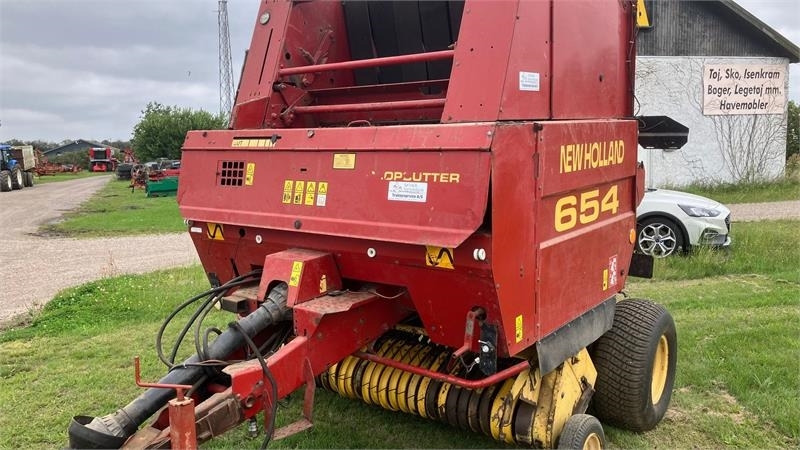 New Holland 654 RUNDBALLEPRESSER Cropcutter - Presă baloţi rotunzi: Foto 2 New Holland 654 RUNDBALLEPRESSER Cropcutter - Presă baloţi rotunzi: Foto 2