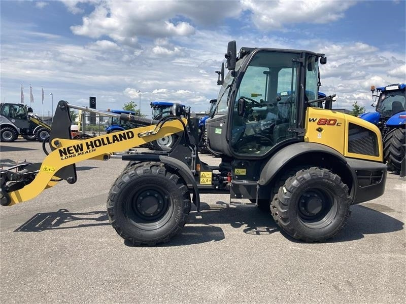 New Holland W80C ZR-HS Long Reach - High Speed - Încărcător frontal pe pneuri: Foto 3 New Holland W80C ZR-HS Long Reach - High Speed - Încărcător frontal pe pneuri: Foto 3
