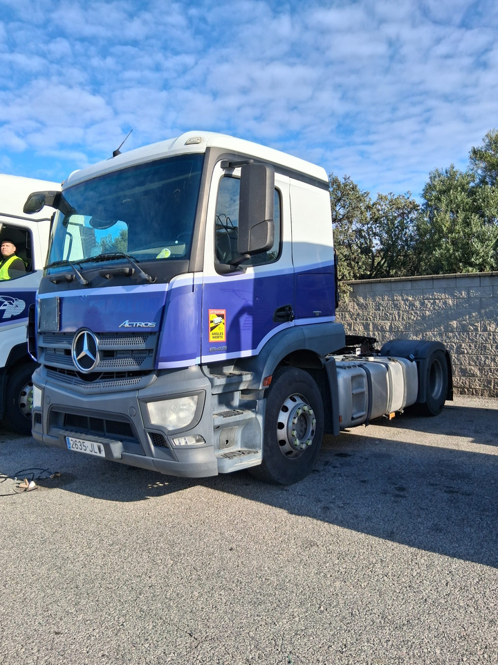 Mercedes 1843LS - Cap tractor: Foto 2 Mercedes 1843LS - Cap tractor: Foto 2