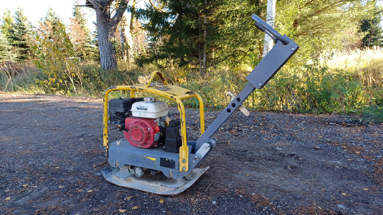 Atlas Copco LG160 - Placă compactoare: Foto 3 Atlas Copco LG160 - Placă compactoare: Foto 3