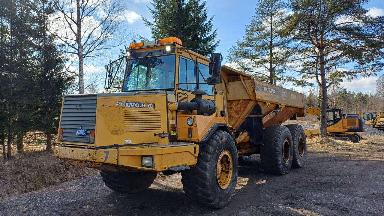 Volvo A25C 6X6 - Camion articulat: Foto 1 Volvo A25C 6X6 - Camion articulat: Foto 1