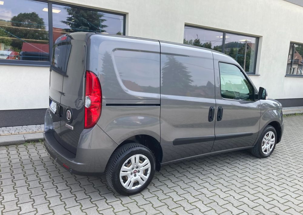 Fiat FIAT DOBLO 3 OSOBOWY krótki parnter berlingo - Dubă: Foto 4 Fiat FIAT DOBLO 3 OSOBOWY krótki parnter berlingo - Dubă: Foto 4