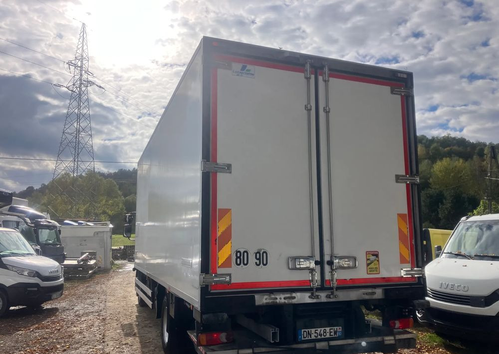 Renault Renault Gama D 240 chłodnia izoterma - Camion frigider: Foto 4 Renault Renault Gama D 240 chłodnia izoterma - Camion frigider: Foto 4