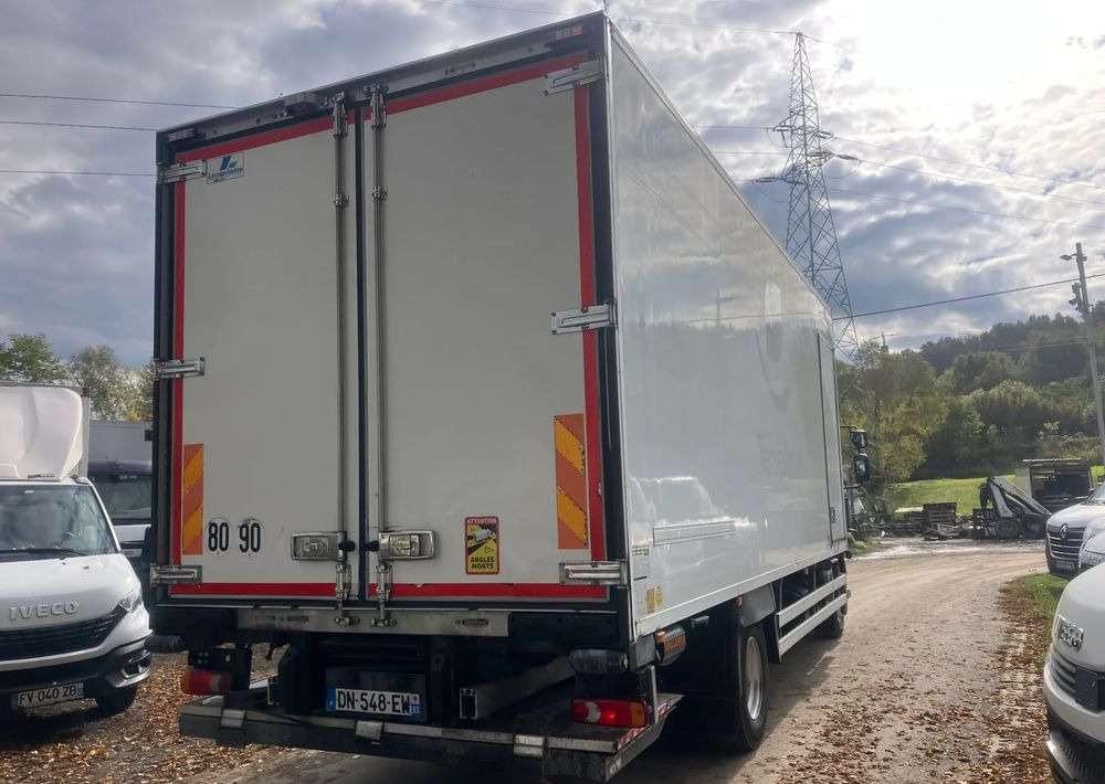 Renault Renault Gama D 240 chłodnia izoterma - Camion frigider: Foto 5 Renault Renault Gama D 240 chłodnia izoterma - Camion frigider: Foto 5