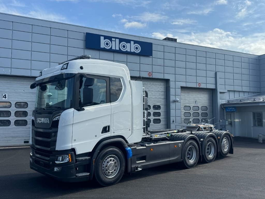 Scania R 590 8x4*4 Joab Lastväxlare - Camion cu cârlig: Foto 4 Scania R 590 8x4*4 Joab Lastväxlare - Camion cu cârlig: Foto 4