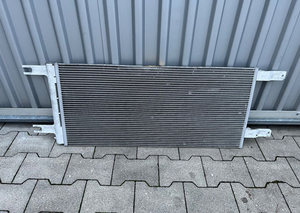 Chłodnica klimatyzacji Scania R S Super NGS skraplacz - Sistem de răcire pentru Camion: Foto 2 Chłodnica klimatyzacji Scania R S Super NGS skraplacz - Sistem de răcire pentru Camion: Foto 2