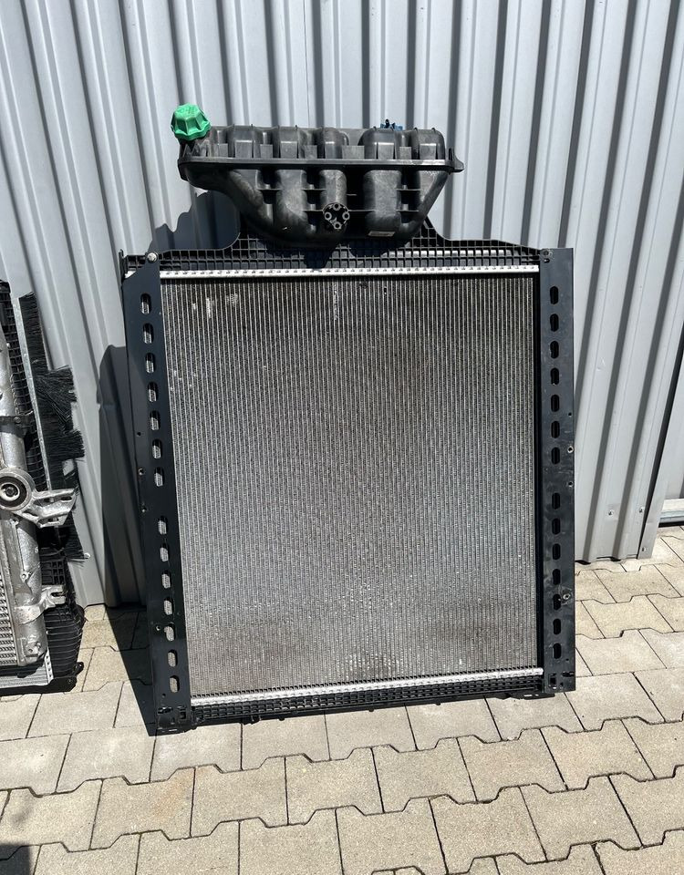 Chłodnica wody MAN TG3 TGX nowy model - Radiator pentru Camion: Foto 2 Chłodnica wody MAN TG3 TGX nowy model - Radiator pentru Camion: Foto 2