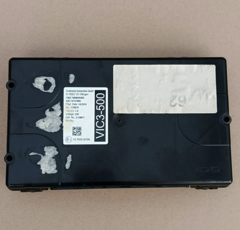 DAF XF 106 EURO 6 MX13 KOMPUTER STEROWNIK MODUŁ VIC3-500 2137691 - Calculator de bord pentru Camion: Foto 1 DAF XF 106 EURO 6 MX13 KOMPUTER STEROWNIK MODUŁ VIC3-500 2137691 - Calculator de bord pentru Camion: Foto 1