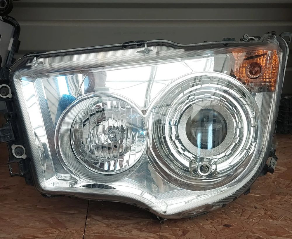 MERCEDES ANTOS AROCS LAMPA PRZEDNIA XENON - Far pentru Camion: Foto 1 MERCEDES ANTOS AROCS LAMPA PRZEDNIA XENON - Far pentru Camion: Foto 1
