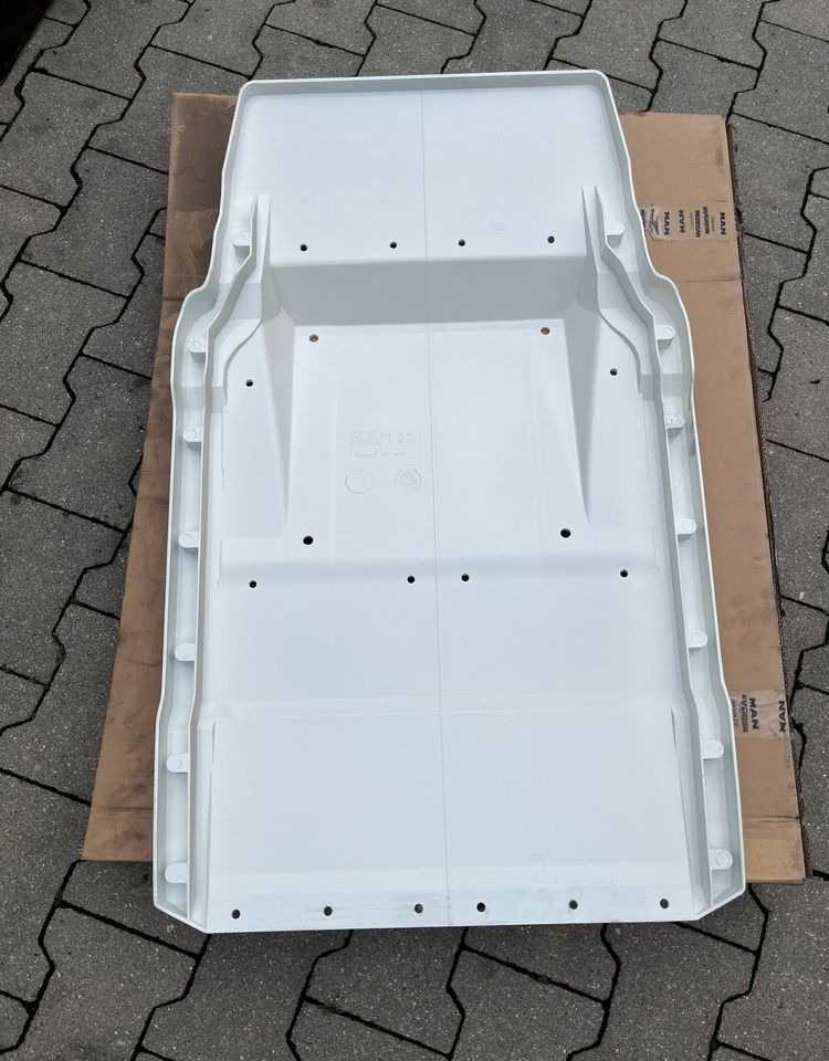 NOWY Błotnik MAN TGX euro 6 chlapacz biały - Aripă pentru Camion: Foto 2 NOWY Błotnik MAN TGX euro 6 chlapacz biały - Aripă pentru Camion: Foto 2