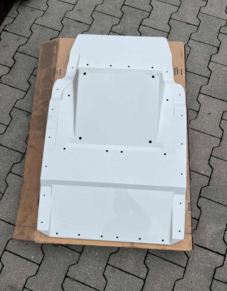 NOWY Błotnik MAN TGX euro 6 chlapacz biały - Aripă pentru Camion: Foto 1 NOWY Błotnik MAN TGX euro 6 chlapacz biały - Aripă pentru Camion: Foto 1